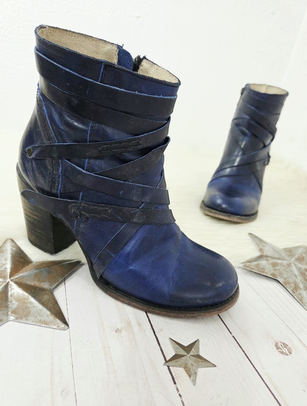 Freebird Gem blue leather ankle boots strappy distressed western women's size 7